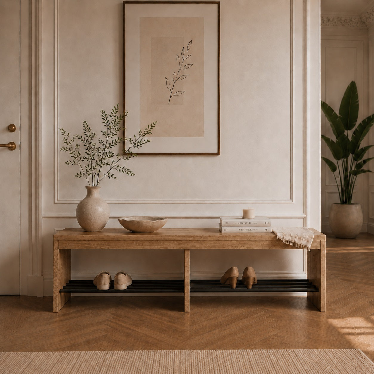 Sif Snedker Bænk i Massiv FSC Egetræ og Naturolie med Skohylder af Sorte Metalrør fra Organic Sleep - B40 x H45 x L160 cm